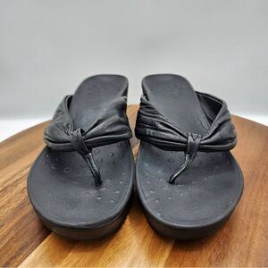 Vionic Arabella Thong Wedges Flip Flops 11 Black Leather Sandal Platform Support